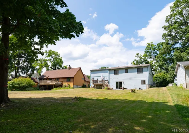 Photo 28 of Single family home for sale at 4792 Broadway St, Commerce Township, MI 48382 | MLS# 20261058139 | Listing updated on 2026-08-24