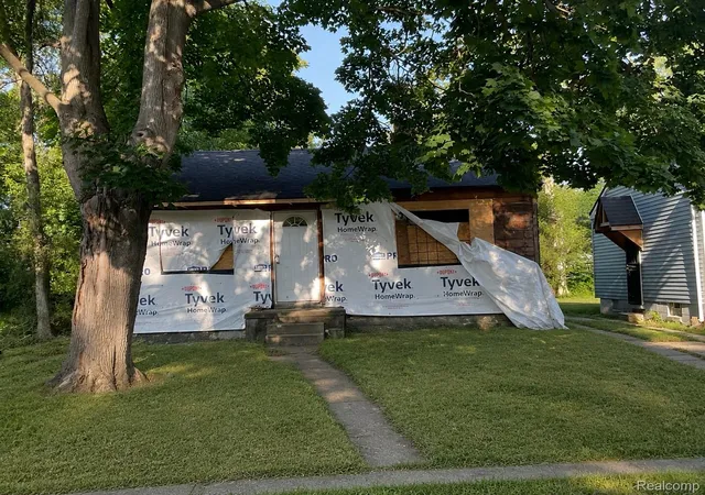 Photo 1 of Single family home for sale at 19454 Ferguson St, Detroit, MI 48235 | MLS# 20261058140 | Listing updated on 2026-09-11