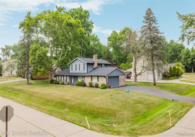 1st image of 28014 Bellcrest St, Farmington Hills, MI 48334 | MLS# 20261058141