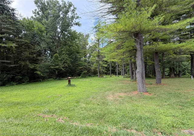 Photo 1 of Sale Pending at 6100 Frith Rd, Saint Clair, MI 48079 | MLS# 20261058144 | Listing updated on 2026-09-04