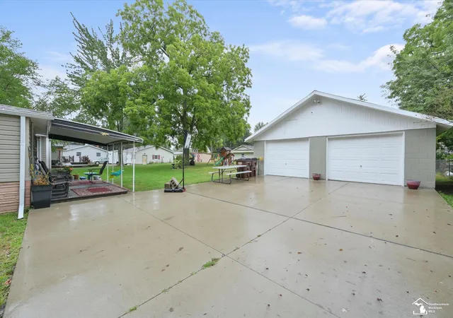 5th image of 437 Monroe St, Carleton, MI 48117 | MLS# 57050216270
