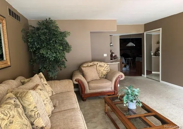 Photo 3 of Single family home for sale at 10055 Continental Dr, Taylor, MI 48180 | MLS# 20261058150 | Listing updated on 2026-08-25