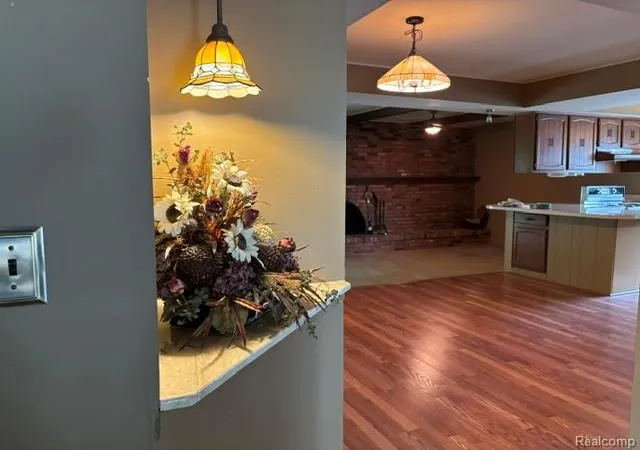 Photo 4 of Single family home for sale at 10055 Continental Dr, Taylor, MI 48180 | MLS# 20261058150 | Listing updated on 2026-08-25
