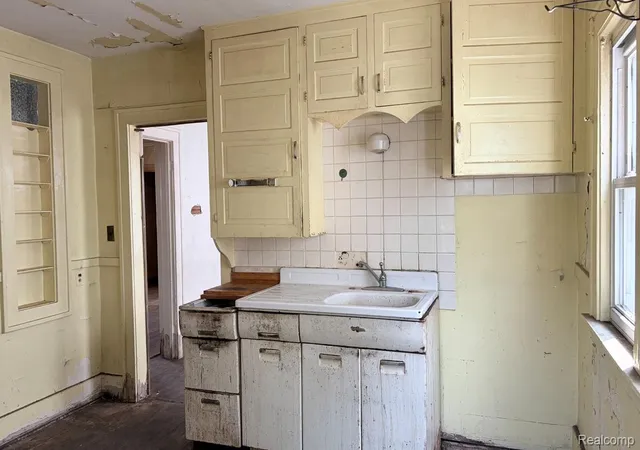 Photo 4 of Single family home for sale at 12785 Cloverlawn St, Detroit, MI 48238 | MLS# 20261058155 | Listing updated on 2026-07-28