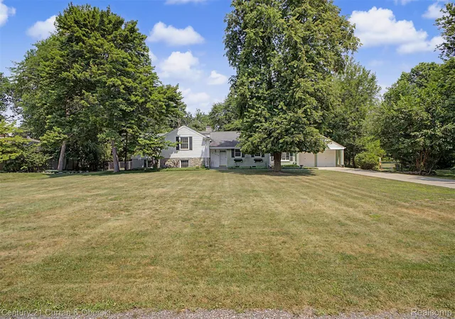 1st image of 35950 Oakwood Ln, Westland, MI 48186 | MLS# 20261058188