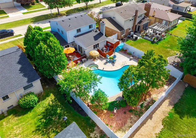 Photo 2 of Single family home for sale at 14246 Williamsburg Dr, Riverview, MI 48193 | MLS# 20261058220 | Listing updated on 2026-09-13