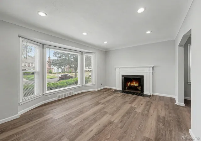 2nd image of 13960 Greenview Rd, Detroit, MI 48223 | MLS# 20261058227