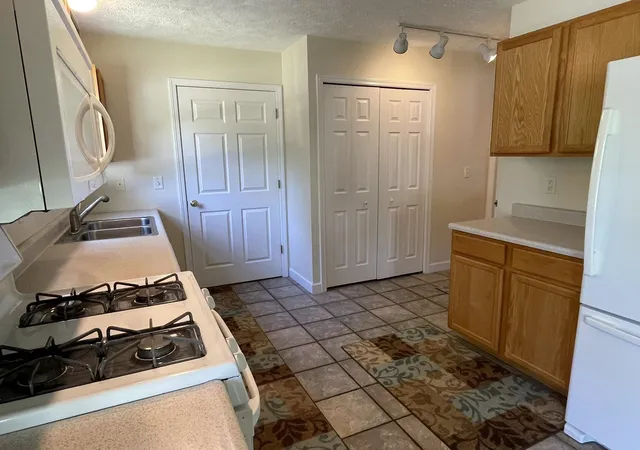 5th image of 7430 River St, Benzonia, MI 49616 | MLS# 78080071544