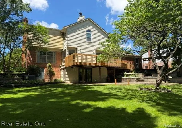 Photo 3 of Single family home for sale at 5135 Iron Gate Rd, Bloomfield Hills, MI 48304 | MLS# 20261058230 | Listing updated on 2026-09-21