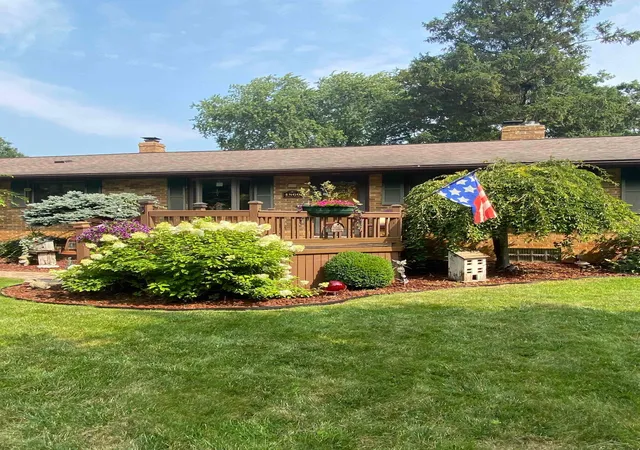 Photo 3 of Single family home for sale at 4860 Indian Trl Rd, Saginaw, MI 48638 | MLS# 61050216296 | Listing updated on 2026-08-01