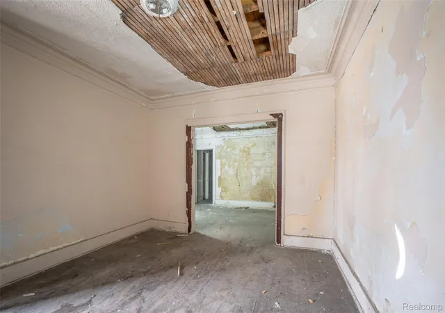 Listing Photo 5 - Condo for sale in building located at 247 Midland St, Highland Park, MI 48203
