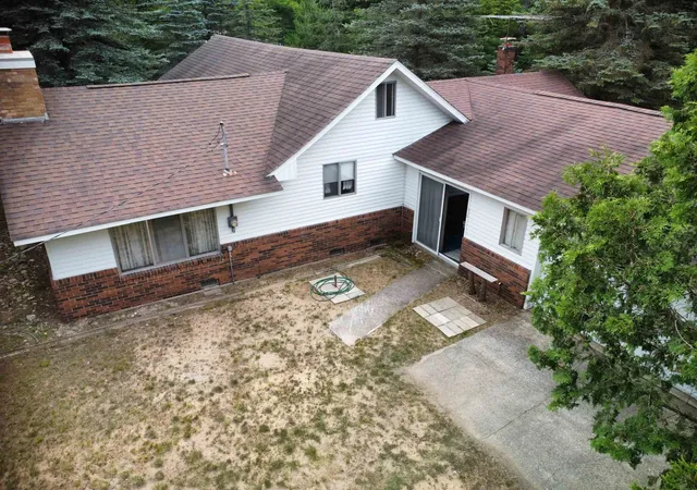 1st image of 1908 Sanderson, Prescott, MI 48756 | MLS# 77080071545