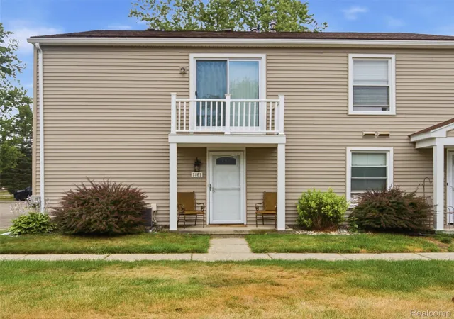 1st image of 1461 Steeple Chase Ct, Davison, MI 48423 | MLS# 20261058282