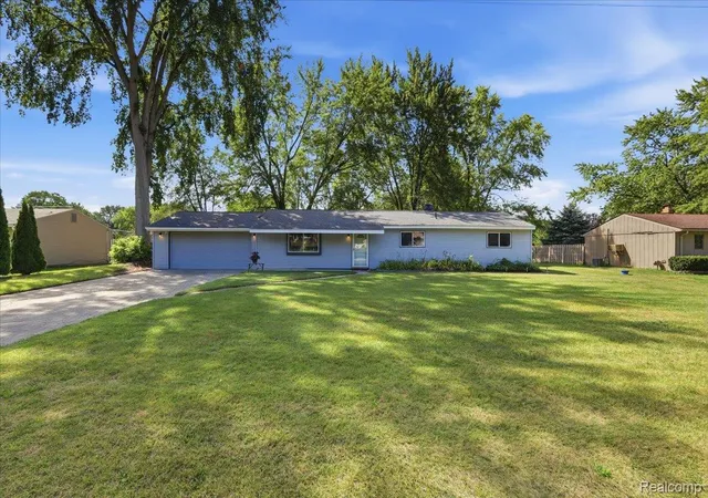 Photo 1 of Single family home for sale at 4845 Pelton Rd, Clarkston, MI 48346 | MLS# 20261058302 | Listing updated on 2026-09-12
