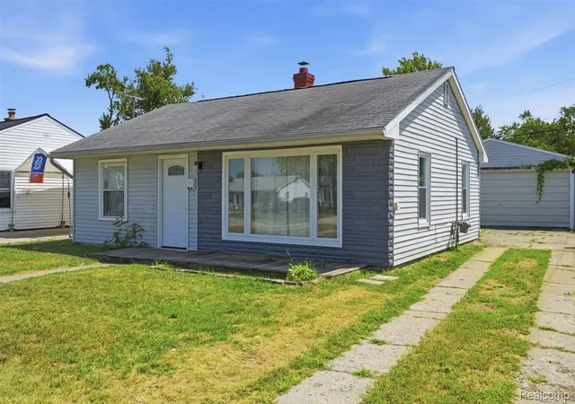 Photo 3 of Single family home for sale at 35501 Glen St, Westland, MI 48186 | MLS# 20261058314 | Listing updated on 2026-08-18