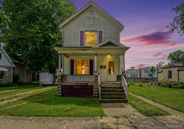3rd image of 242 N Elizabeth St, Marine City, MI 48039 | MLS# 20261058315