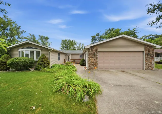 1st image of 601 Holly Bush Dr, Holly, MI 48442 | MLS# 20261058316