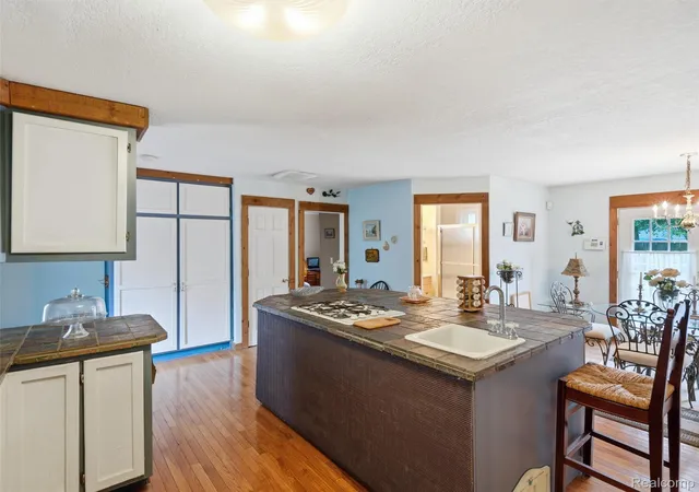 4th image of 601 Holly Bush Dr, Holly, MI 48442 | MLS# 20261058316