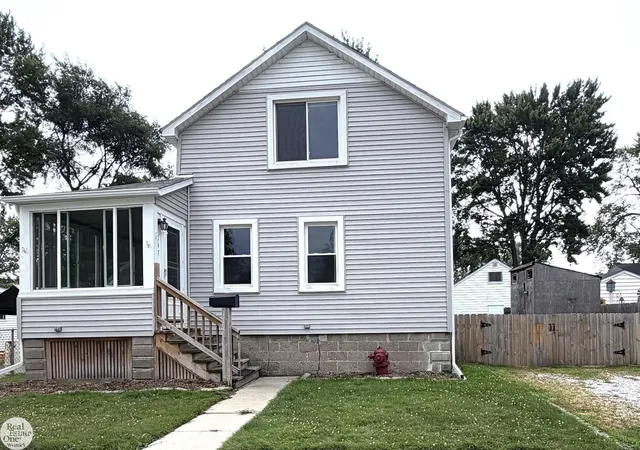 1st image of 147 Robertson St, Marine City, MI 48039 | MLS# 58050216308