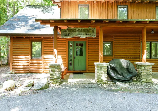 2nd image of 12132 Crystal Mountain Dr, Thompsonville, MI 49683 | MLS# 78080071556