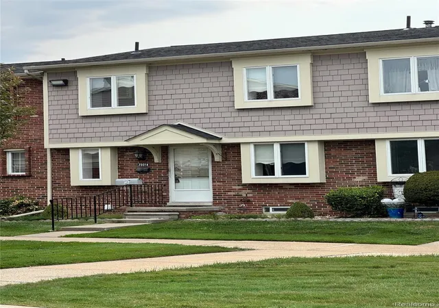 Photo 1 of Condo for sale at 20014 Great Oaks Cir N #402, Clinton Township, MI 48036 | MLS# 20261058331 | Listing updated on 2026-08-17