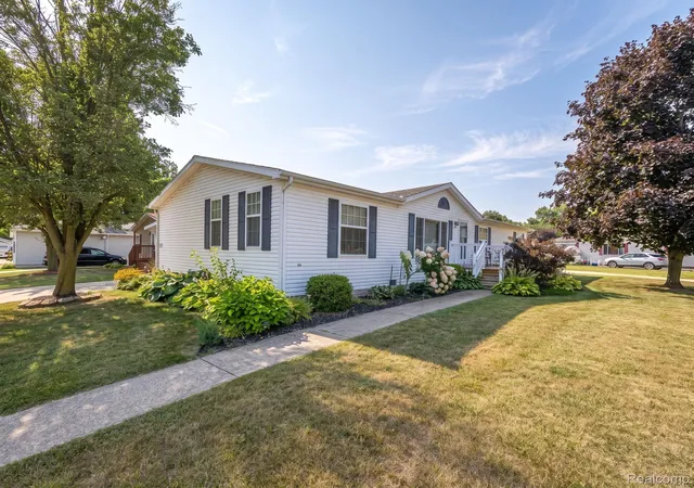 2nd image of 601 Rio Grande Dr, Adrian, MI 49221 | MLS# 20261058332