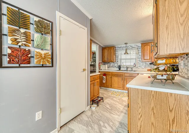 5th image of 601 Rio Grande Dr, Adrian, MI 49221 | MLS# 20261058332