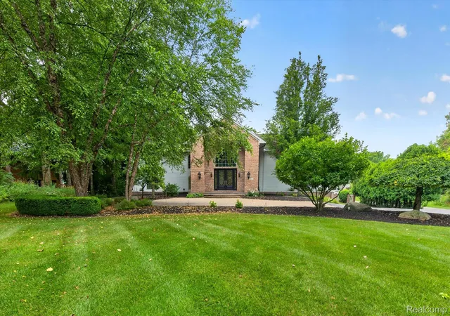 Photo 3 of Single family home for sale at 4132 Waterland Dr N, Metamora, MI 48455 | MLS# 20261058341 | Listing updated on 2026-09-14