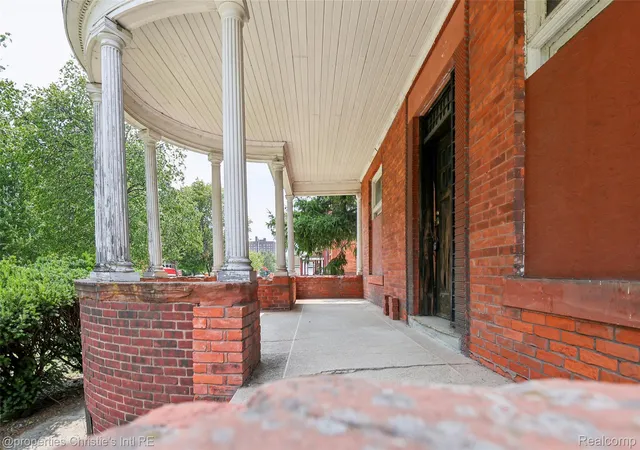 73rd image of 255 E Ferry St, Detroit, MI 48202 | MLS# 20261058358