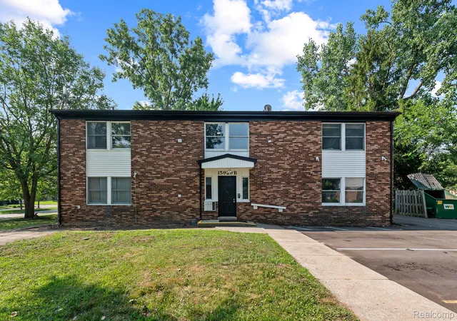 Photo 1 of Multi family home for sale at 15925 W 11 Mile Rd, Southfield, MI 48076 | MLS# 20261058360 | Listing updated on 2026-07-27