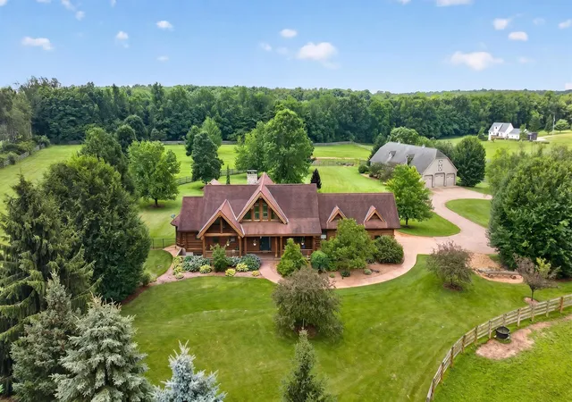 Photo 3 of Single family home for sale at 2405 Nicholson Ln, Albion, MI 49224 | MLS# 66026038737 | Listing updated on 2026-07-29