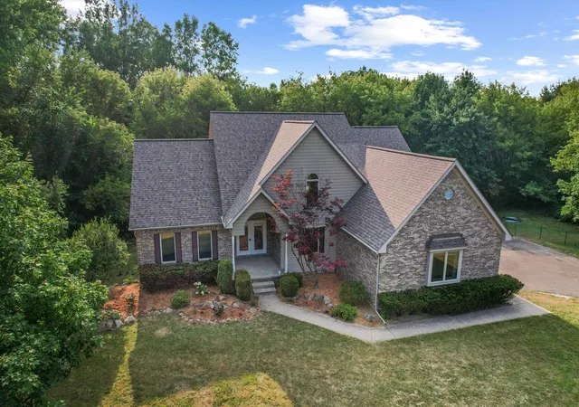2nd image of 4055 Pontiac Trl, Ann Arbor, MI 48105 | MLS# 81026038620