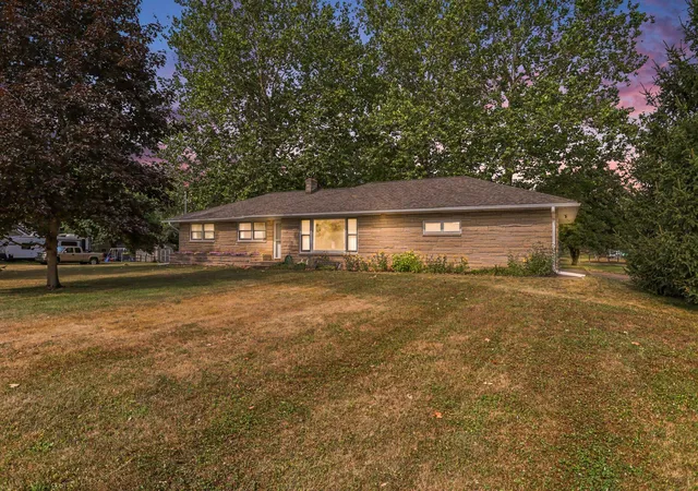 Photo 1 of Sale Pending at 547 N Wattles Rd, Battle Creek, MI 49014 | MLS# 64026038610 | Listing updated on 2026-09-01