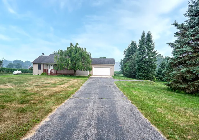Photo 2 of Single family home for sale at 5967 Nichols Rd, Mason, MI 48854 | MLS# 65026038666 | Listing updated on 2026-08-29