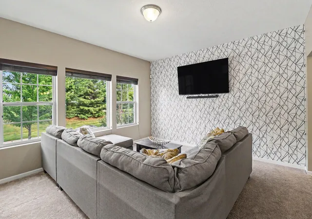 Photo 4 of Single family home for sale at 2129 Kensington Park Cir, Holland, MI 49423 | MLS# 71026038634 | Listing updated on 2026-08-27