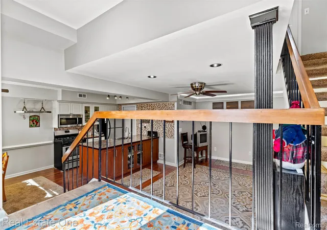 Listing Photo 4 - Condo for sale in building located at 14165 Jackson St, Taylor, MI 48180 - Unit #91