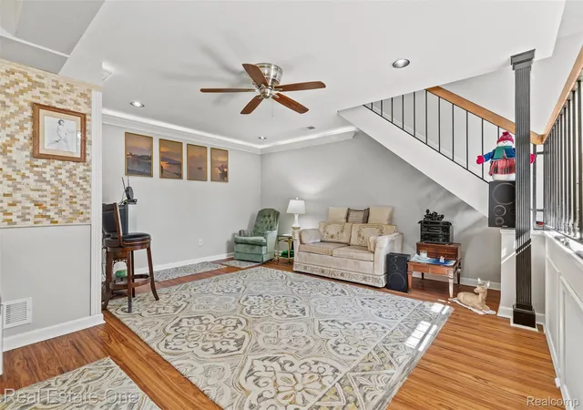 Listing Photo 5 - Condo for sale in building located at 14165 Jackson St, Taylor, MI 48180 - Unit #91