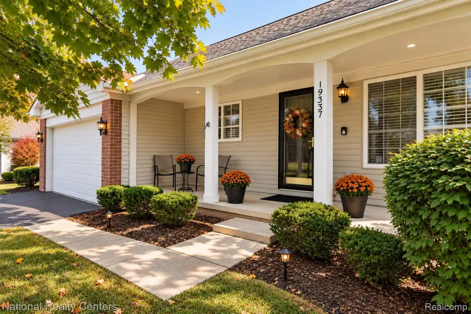 Photo 1 of Sale Pending at 19337 Mandarin Dr, Roseville, MI 48066 | MLS# 20261058385 | Listing updated on 2026-10-19