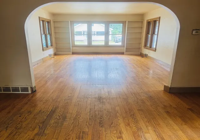 Photo 3 of Single family home for sale at 1730 Elwood St, Muskegon, MI 49442 | MLS# 65026038770 | Listing updated on 2026-09-17