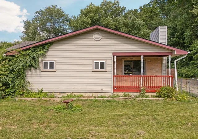 Photo 1 of Single family home for sale at 20061 Wilmot Rd, Belleville, MI 48111 | MLS# 81026038775 | Listing updated on 2026-09-09