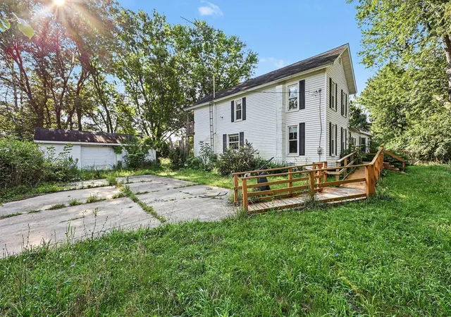 Photo 3 of Single family home for sale at 4325 Moscow Rd, Spring Arbor, MI 49283 | MLS# 81026038776 | Listing updated on 2026-07-29