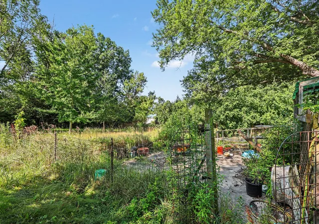 Photo 4 of Single family home for sale at 4325 Moscow Rd, Spring Arbor, MI 49283 | MLS# 81026038776 | Listing updated on 2026-07-29