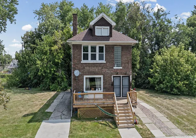 Photo 1 of Multi family home for sale at 576 Manistique St, Detroit, MI 48215 | MLS# 20261058416 | Listing updated on 2026-08-10