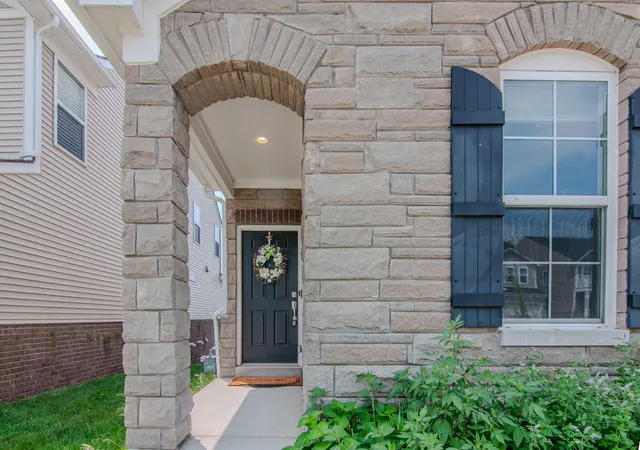 Photo 3 of Single family home for sale at 2888 Dillon Dr, Ann Arbor, MI 48105 | MLS# 81026038784 | Listing updated on 2026-09-11
