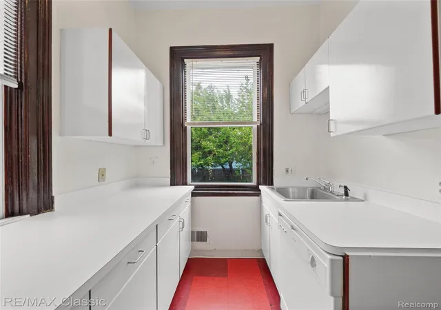 Photo 4 of Single family home for sale at 3941 Trumbull St, Detroit, MI 48208 | MLS# 20261058422 | Listing updated on 2026-07-29