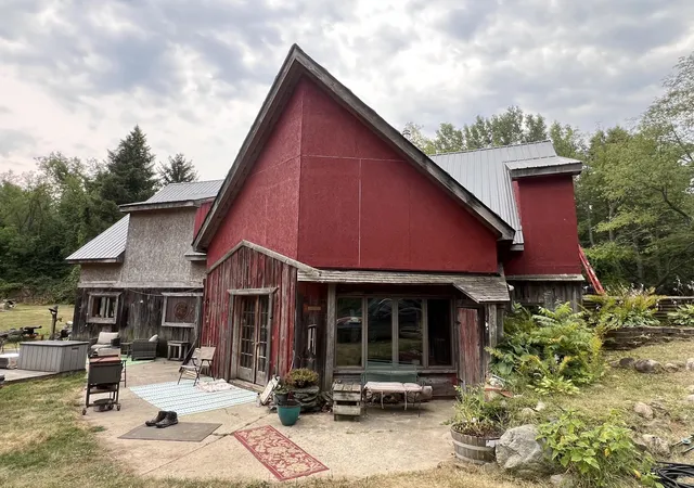 1st image of 11146 Lovejoy Rd, Linden, MI 48451 | MLS# 60050216337