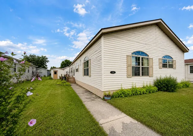Photo 1 of Single family home for sale at 1891 Magnolia St, Newport, MI 48166 | MLS# 81026038793 | Listing updated on 2026-09-15