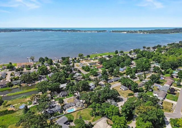 Photo 2 of Single family home for sale at 506 Bear Lake Rd, Muskegon, MI 49445 | MLS# 71026038802 | Listing updated on 2026-07-29