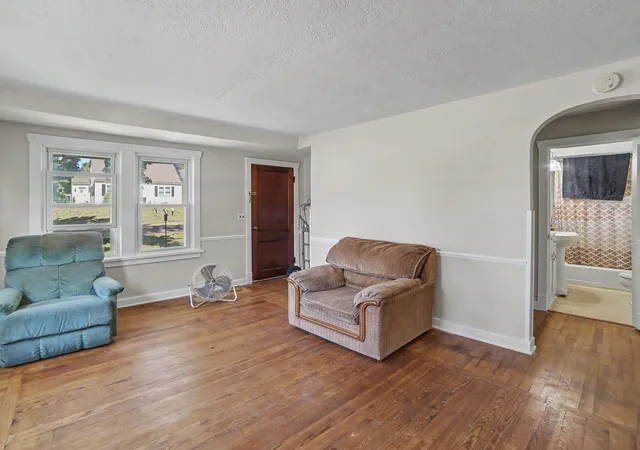 Photo 4 of Single family home for sale at 506 Bear Lake Rd, Muskegon, MI 49445 | MLS# 71026038802 | Listing updated on 2026-07-29