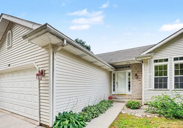 Photo 2 of Condo for sale at 280 Doster Rd #A, Plainwell, MI 49080 | MLS# 66026038811 | Listing updated on 2026-09-02